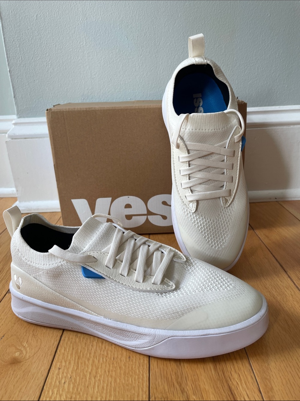 Vessi Weekend Neo Sneaker, size 7